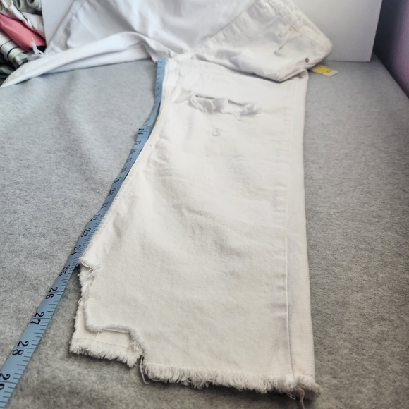 We the Free People Women Tapered Baggy Jeans White Sz 30 Distressed Hi-Rise NWT - Picture 12 of 12